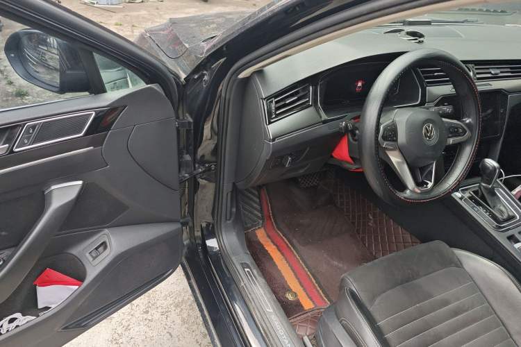 Used Volkswagen Magotan 2020 330TSI DSG Luxury Edition Driver Seat