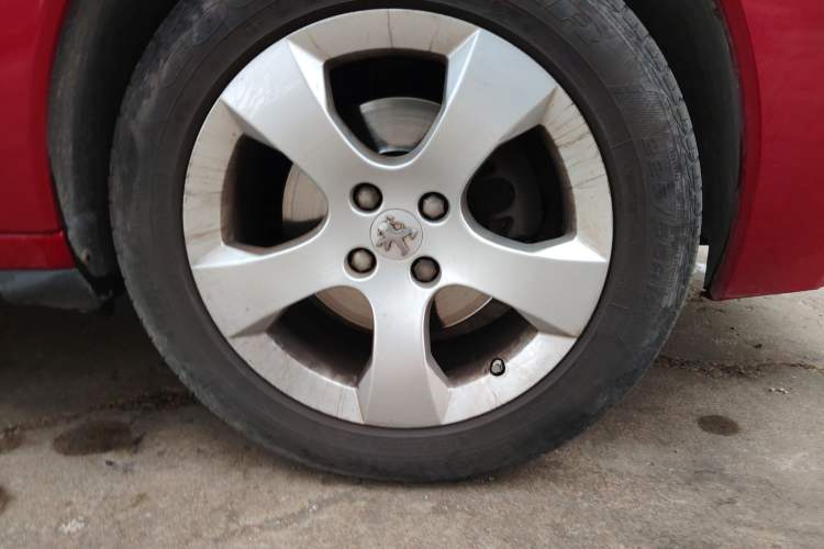 Used Peugeot 3008 2011 1.6T Fashion Edition Right Front Wheel Hub
