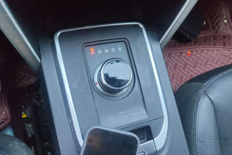 Used Land Rover Discovery Sport 2018 240 PS SE Version