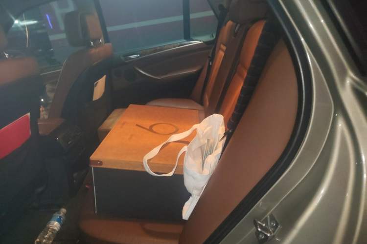 Used BMW X5 2011 xDrive35i Leading Model
