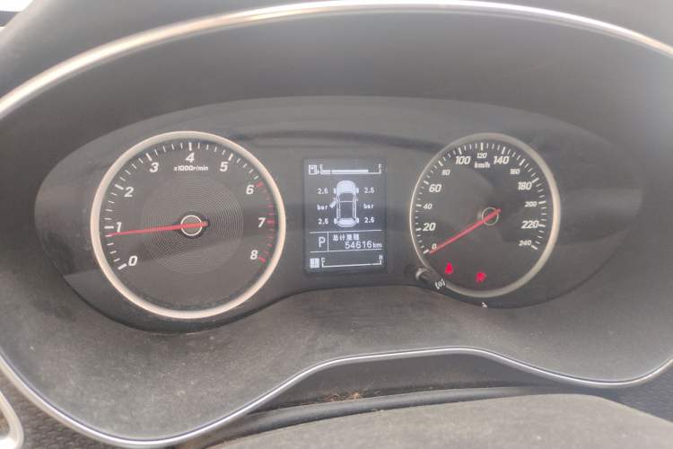 Used Baojun 730 2019 1.5T CVT Fashion Model 7 Seats China V Emission Standard