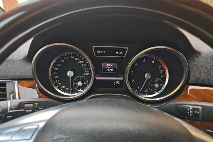 Used Mercedes-Benz M-Class 2012 ML 350 Luxury Edition