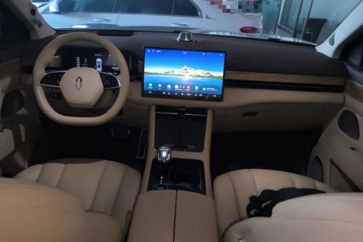 Used Hima AITO M7 2024 1.5T Rear-Drive Plus Version 6 Seats
