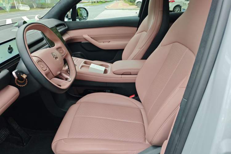 Used Nio EC6 2024 75 kWh
