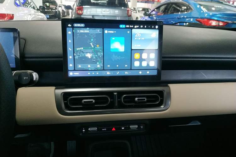 Used Wuling Bingo PLUS 2024 510 km Flagship Edition Four-Seater Version Audio And AC Panel