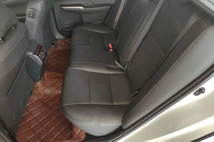 Used Toyota Camry 2016 2.0G 10th Anniversary Leading Edition