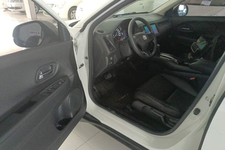 Used Honda Vezel 2017 1.5L CVT 2WD Comfort Model
