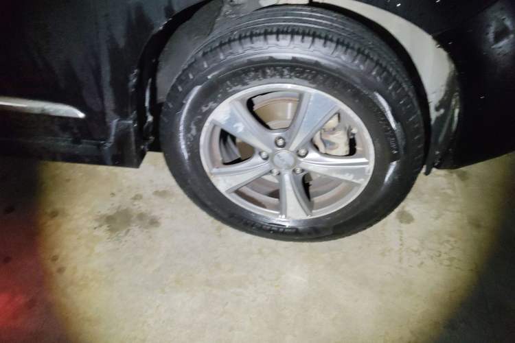 Used Haval H6 2016 Upgraded Model 1.5T Manual Two-Wheel Drive Elite Version
