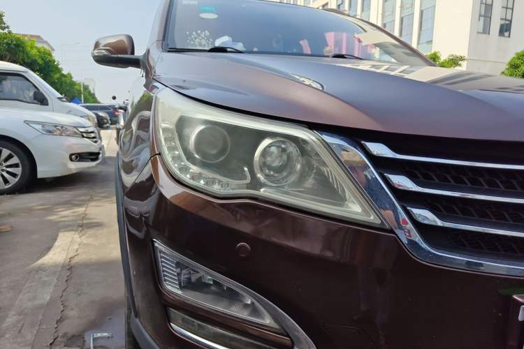 Used Baojun 560 2016 1.8L iAMT Luxury Model
