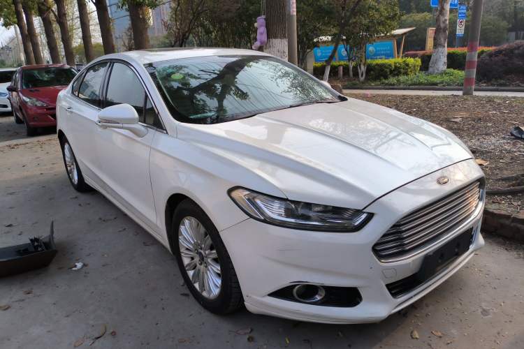 Used Ford Mondeo 2013 2.0L GTDi 200 Luxury Model
