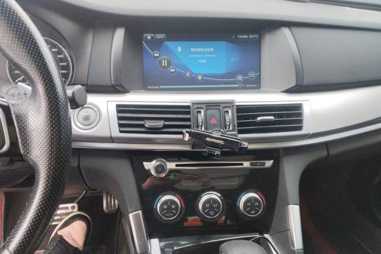 Used Haval H7 2017 Red-Label H7 2.0T Automatic Luxury Model
