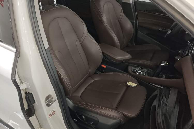 Used BMW X1 2018 xDrive20Li Luxury Edition
