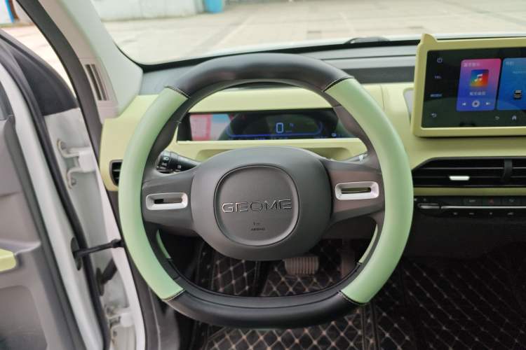 Used Geely Galaxy Panda 2023 Panda Mini New Year Edition Treasure Bear