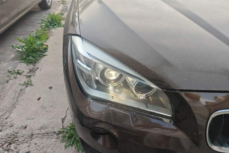 Used BMW X1 2013 sDrive18i Leading Model Right Front Headlight