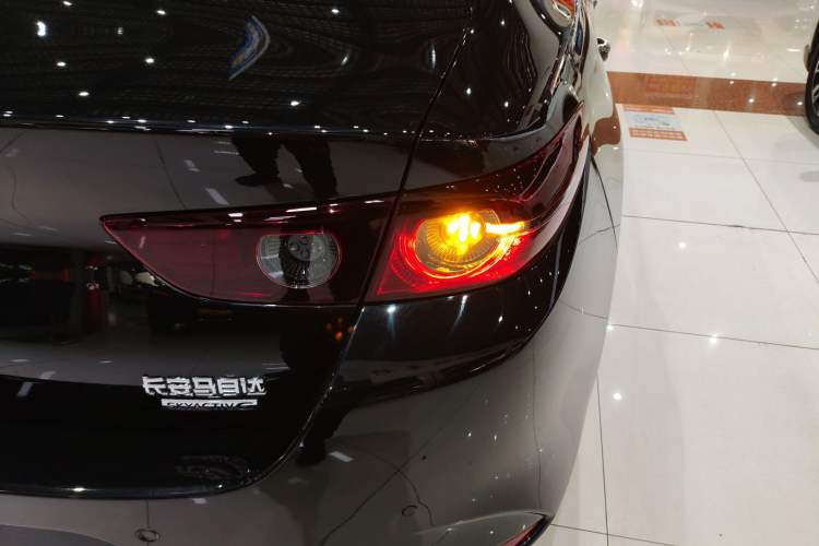 Used Mazda Mazda 3 Axela 2023 2.0L Automatic Zhiya Edition