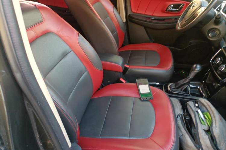 Used FAW Yingzhi G3 2016 G3S 1.5L CVT Luxury Navigation Edition
