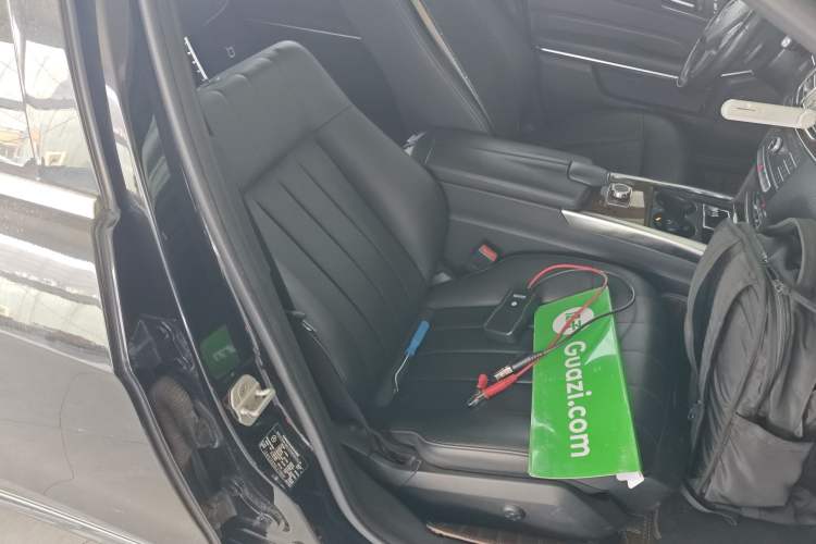 Used Mercedes-Benz E-Class 2015 Facelift E 200 L