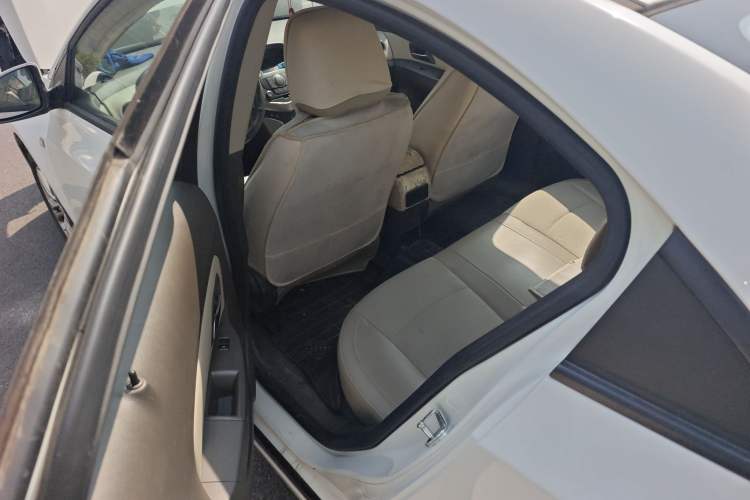 Used Chevrolet Cruze 2015 1.5L Classic SE AT
