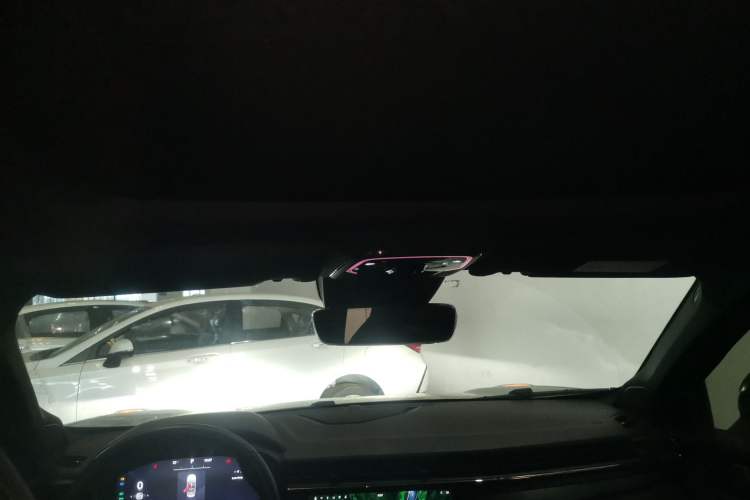 Used Lynk & Co 01 EM-P 2023 1.5TD EM-P PM Headliner