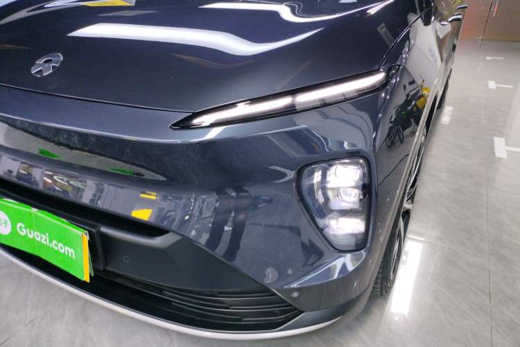 Used Nio ES8 2023 100kWh Signature Edition
