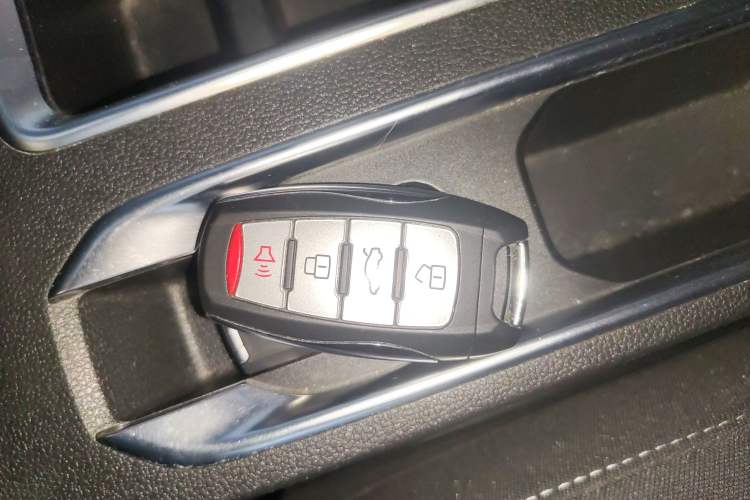 Used Haval M6 2021 PLUS 1.5T DCT Elite Smart Connectivity Model
