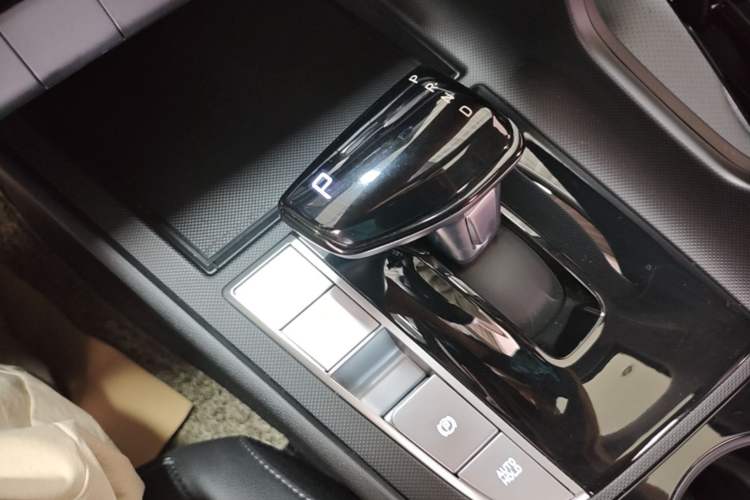 Used Hyundai Elantra 2023 1.5L CVT GLX Elite Edition