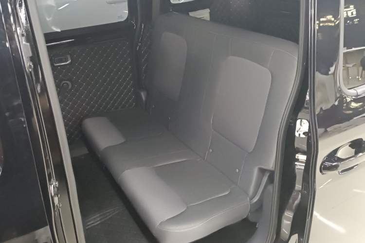 Used Wuling Zhiguang New Energy 2025 Comfort Model