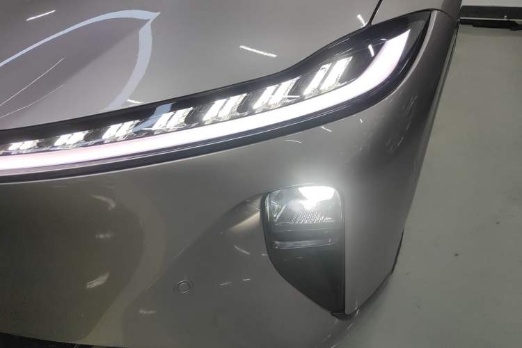 Used CHANGAN NEVO A07 2025 All-Electric "Real Bargain" 525 Luxury Model
