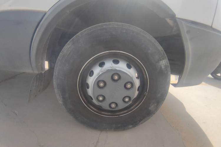 Used Iveco Power Daily 2013 3.0T-A37 Dual-Purpose Low-Roof F1C Van
