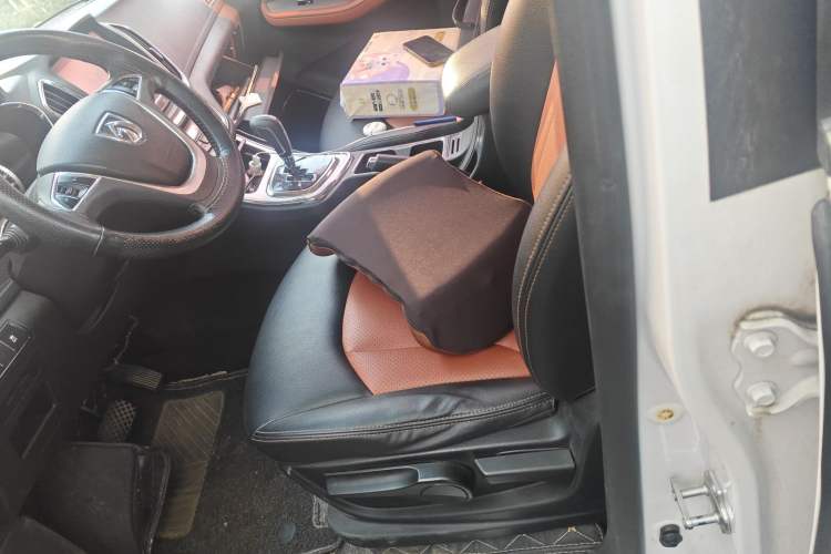 Used Baojun 560 2016 1.8L iAMT Elite Edition
