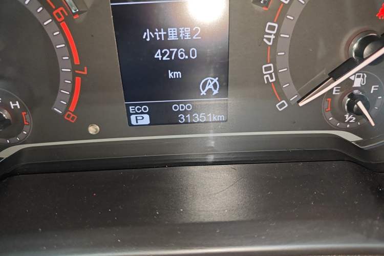 Used SAIC MAXUS T60 2017 2.0T Gasoline Automatic Two-Wheel Drive High-Ride Elite Standard Cabin
