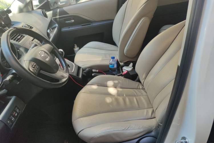 Used Mazda Mazda 5 2013 2.0L Automatic Luxury Edition
