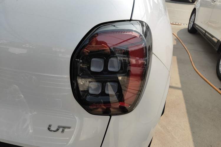 Used AION UT 2025 330 Starlight Edition Right Rear Taillight