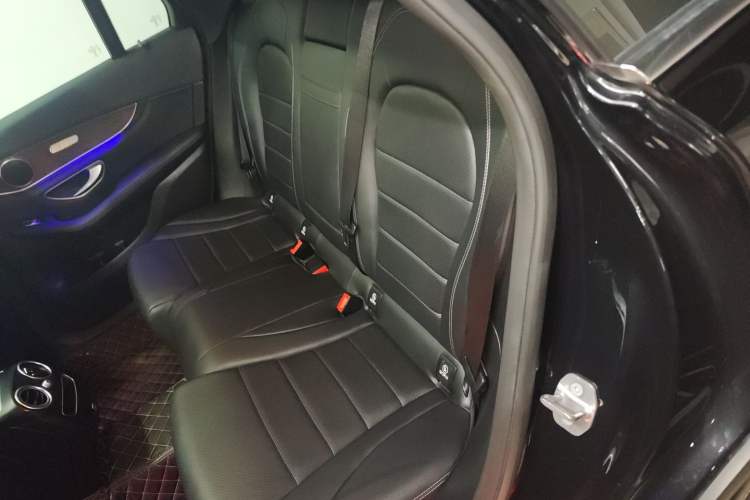 Used Mercedes-Benz GLC 2020 GLC 260 L 4MATIC Luxury Model Left Rear Seat