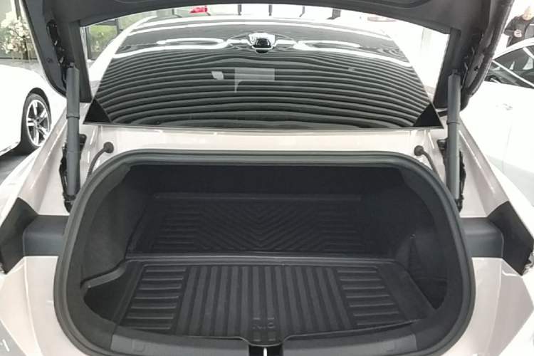 Used Nio ET5 2025 75 kWh
