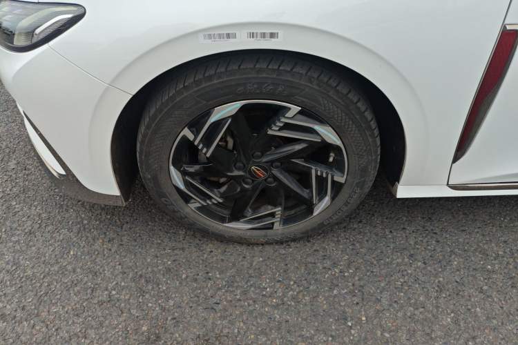 Used Hongqi H6 2023 2.0T Zhiyi Version