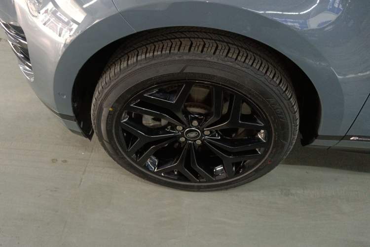 Used Land Rover Range Rover Evoque 2020 249 PS R-DYNAMIC S Black Edition Sport Version
