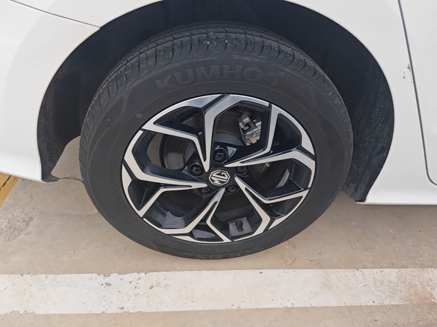 MG 5 2023 180 DVVT CVT Luxury Edition — снимка 11
