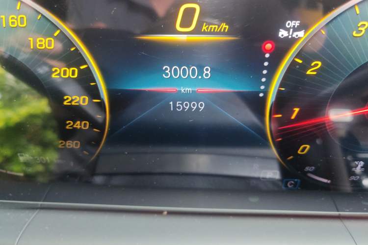 Used Mercedes-Benz GLE 2023 GLE 350 4MATIC Stylish Model
