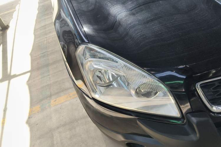 Used Nissan Qashqai 2011 2.0 XV Lea CVT 2WD Right Front Headlight