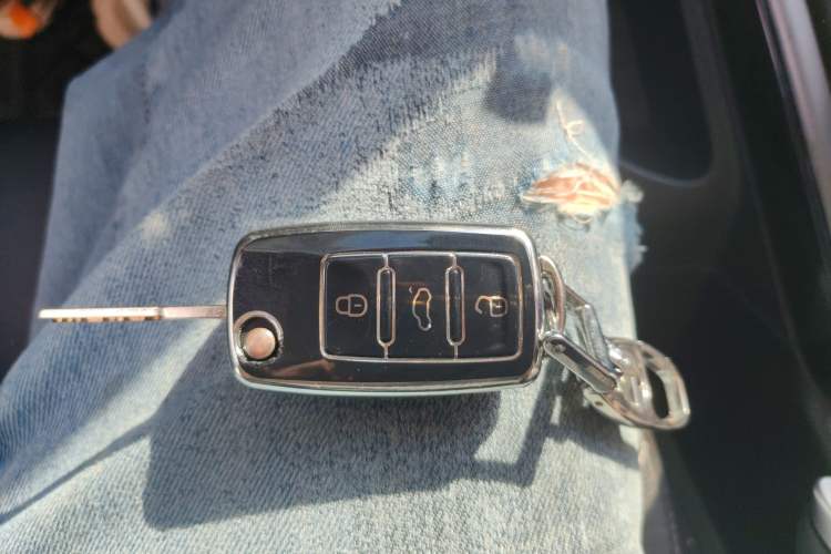 Used Ford Focus 2012 Hatchback 1.6L Manual Fashion Edition
