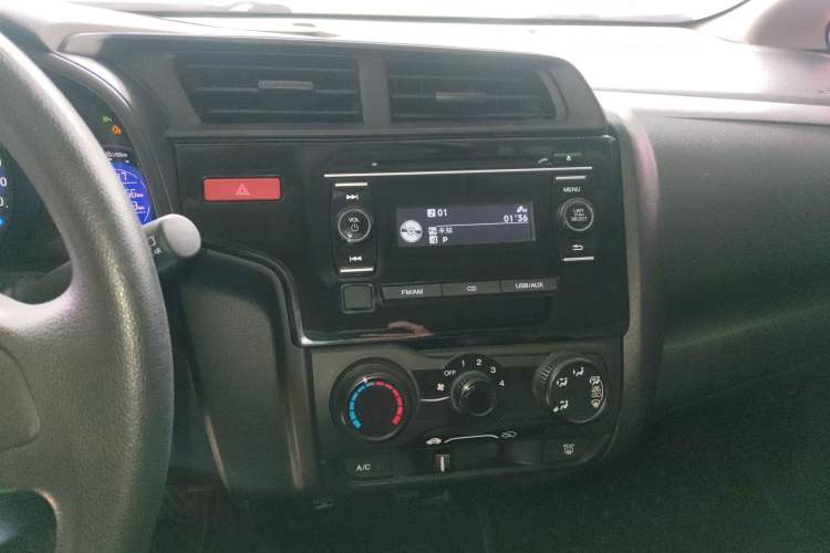 Used Honda Fit 2016 1.5L LXS CVT Comfort Sunroof Version
