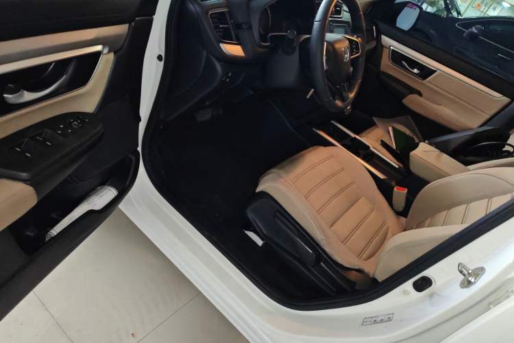 Used Honda CR-V 2017 240TURBO CVT 2WD Comfort Version
