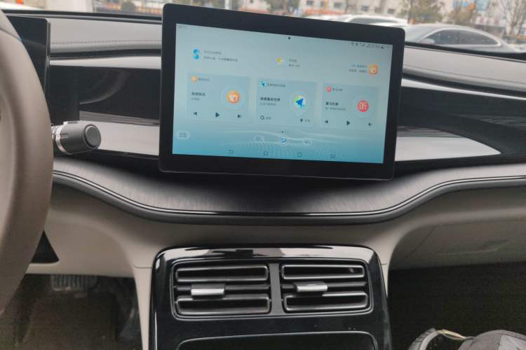 Used BYD Qin PLUS 2024 HONOR Edition DM-i 55KM Leading Model
