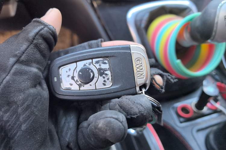 Used Haval H6 2014 Sport Edition 2.0T Diesel Manual Two-Wheel-Drive Elite Model Vehicle Key