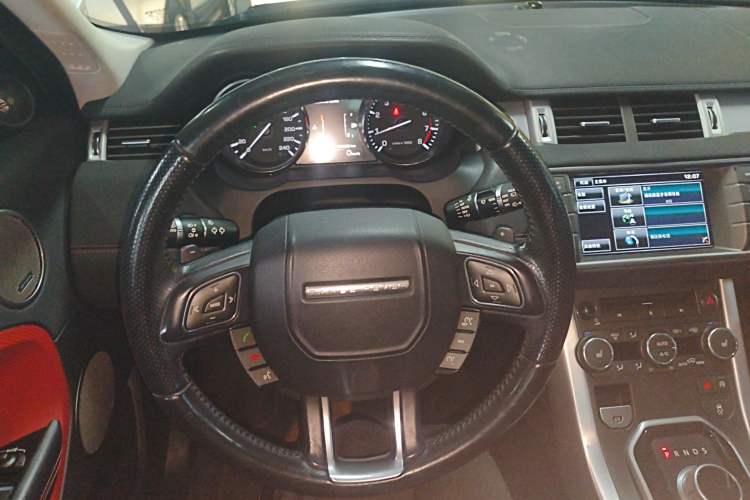 Used Land Rover Range Evoque 2014 2.0T 5-Door Ignite Edition Steering Wheel