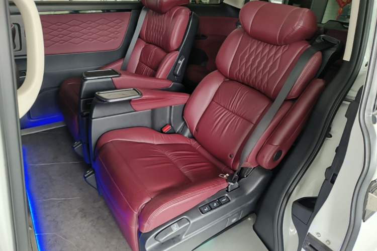 Used Honda Elysion 2022 2.0L eHEV Prestige Edition
