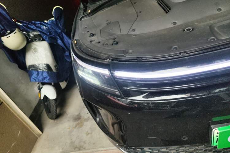 Used Hima AITO M7 2024 1.5T Intelligent Driving Rear-Drive Ultra Version 6 Seats
