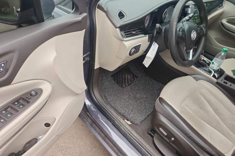 Used Buick Verano 2015 Sedan 15S Automatic Leading Model Driver Seat