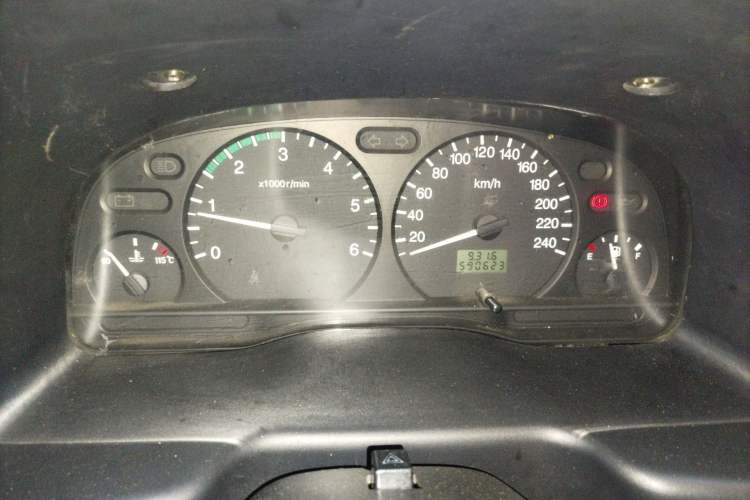 Used Ford Classic Transit 2015 2.8T Diesel Multi-Function Vehicle Short Wheelbase 6-Seater Mid-Roof Edition JX493ZLQ4